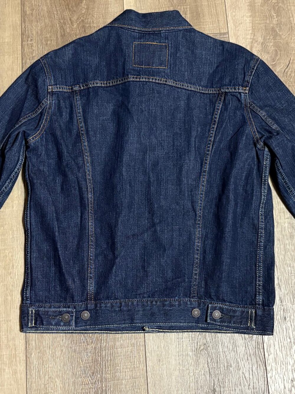 LEVI'S Trucker Jacket Men's Medium Dark Wash - Picture 4 of 12